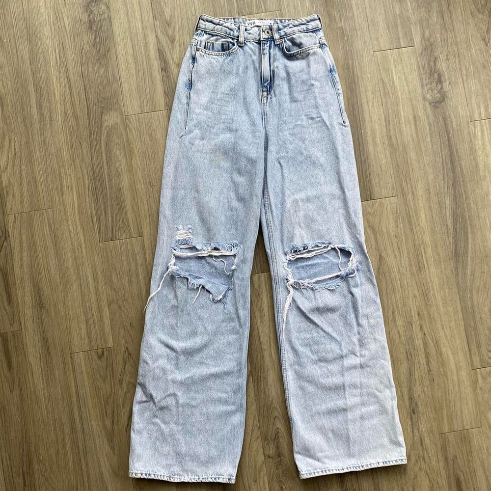Distressed Light Blue Women's Jeans